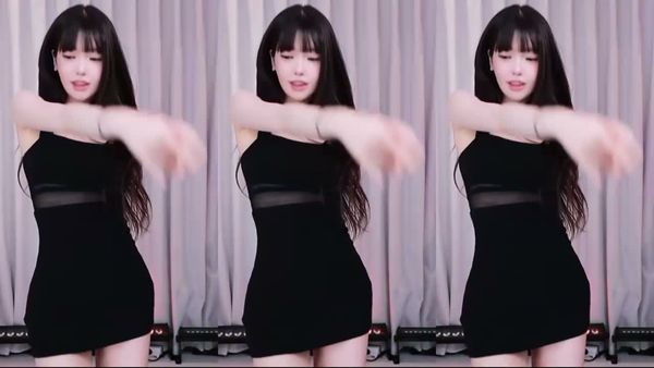 260622诗妍 (4)