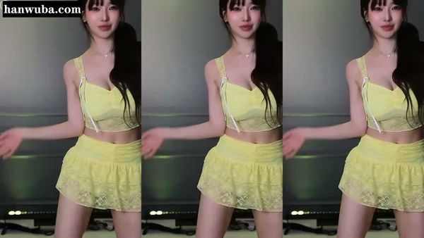 260721诗妍 (9)