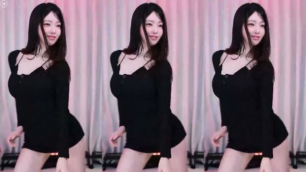 260724诗妍 (4)