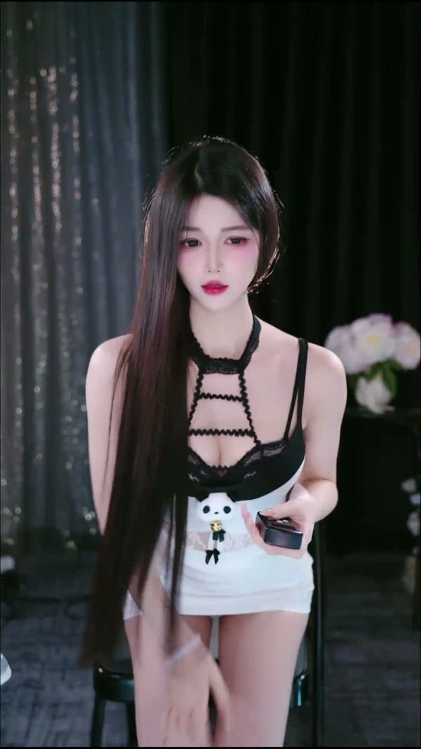 260721来秀呆呆小美