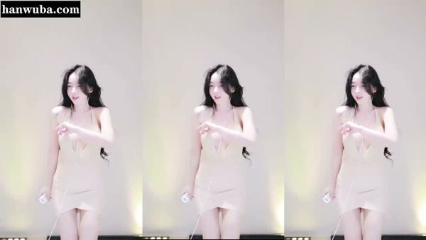 260825-robinmia (2)