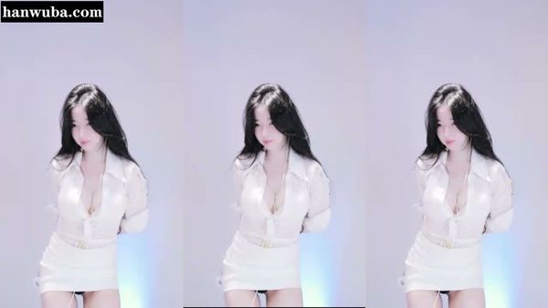 260826-robinmia